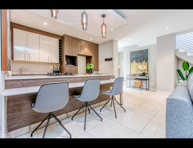 3 BEDROOM CLUSTER FOR SALE IN FOURWAYS